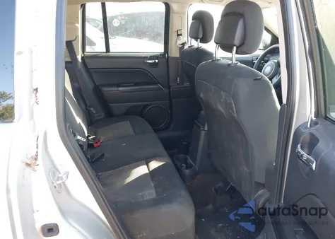 2013 Jeep Compass Sport z USA, uszkodzony, nr VIN 1C4NJCBA1DD272839